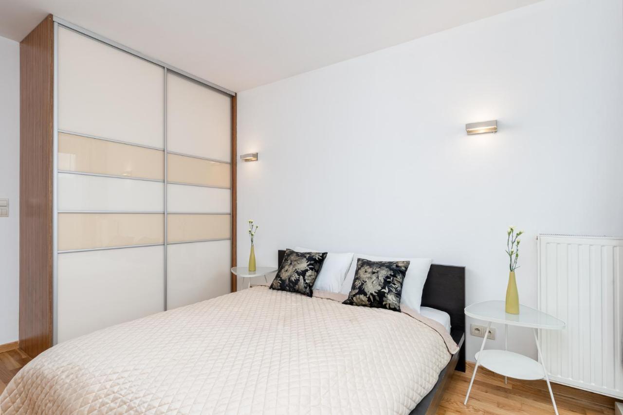 Modern Apartments With Free Parking Spot Krakow Dış mekan fotoğraf